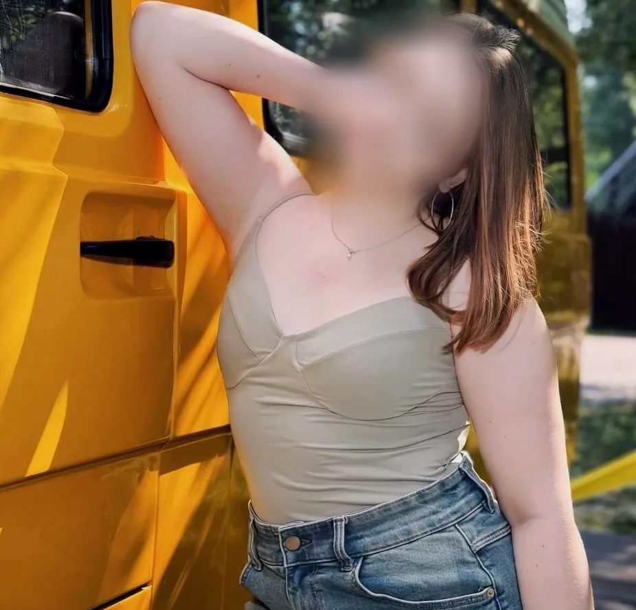 Britt, 19