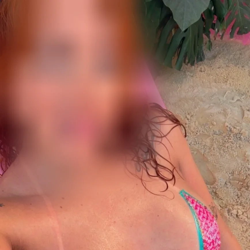 Isabella, 30
