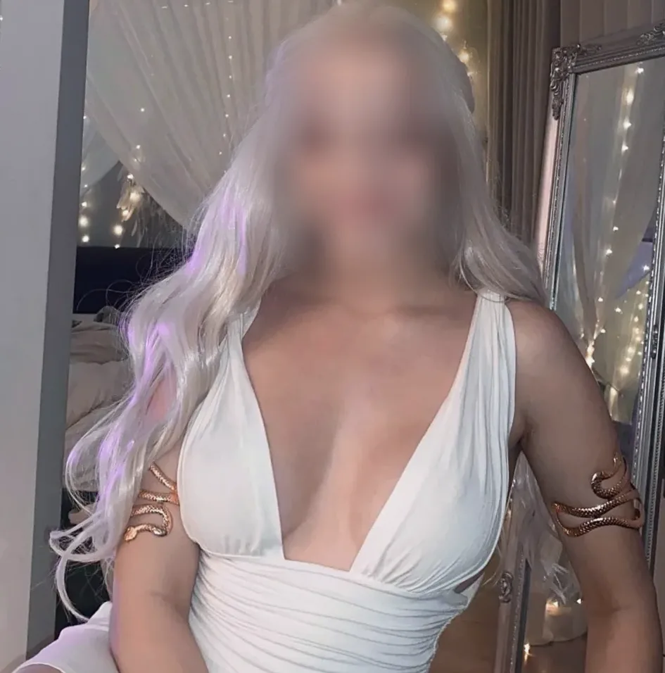 Marloes, 30