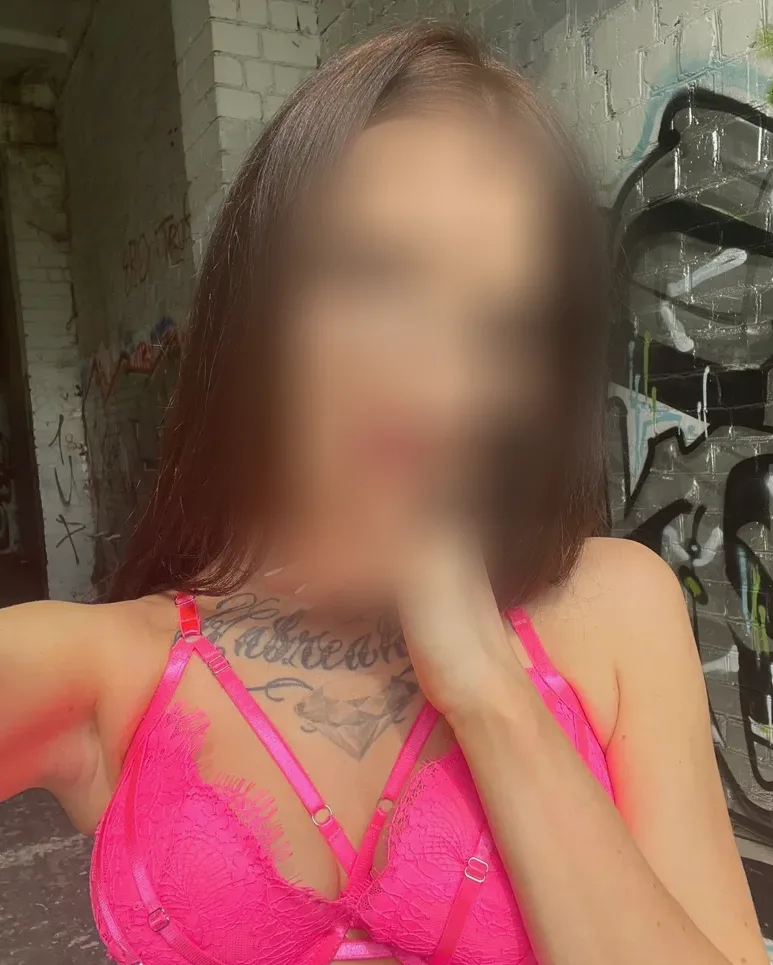 Vera, 29